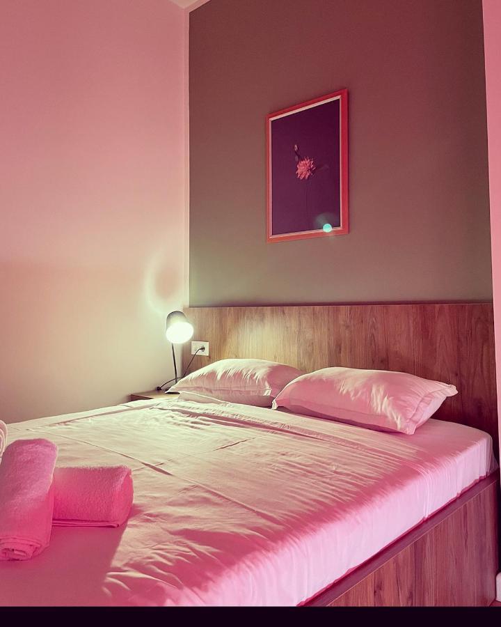 Flora Hotel